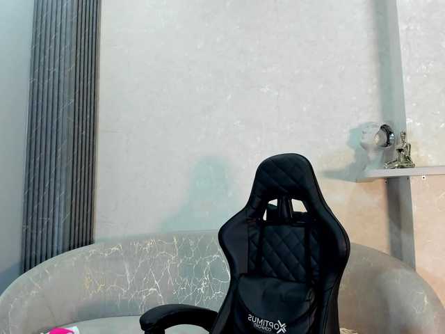 Beka-Moretti live cam on BongaCams