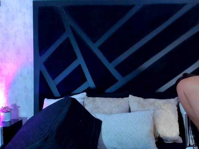 Vittoria-Contii live cam on BongaCams