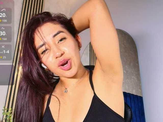 Vittoria-Contii live webcam show