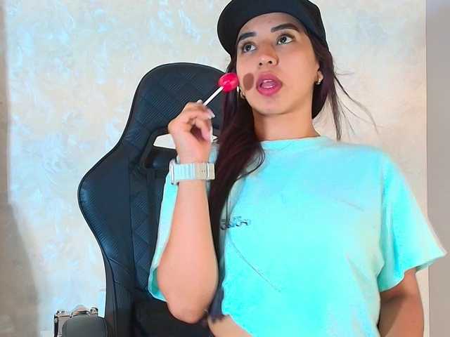 Vittoria-Contii live cam on BongaCams