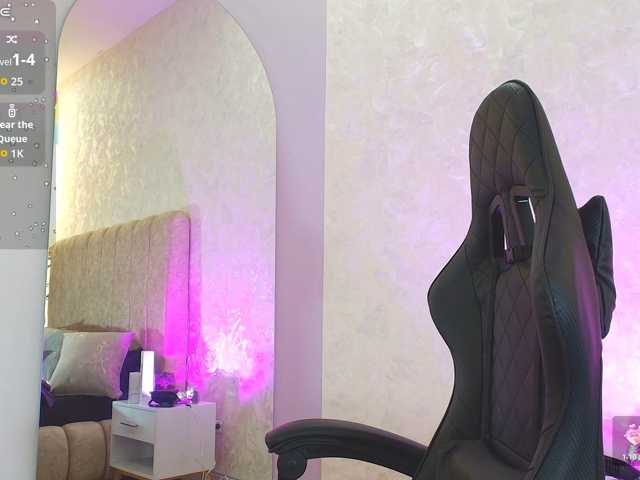 Vittoria-Contii live cam on BongaCams