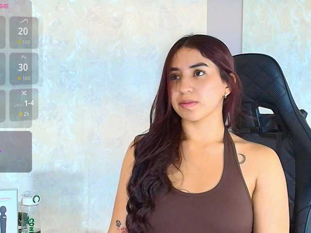 Vittoria-Contii live cam on BongaCams