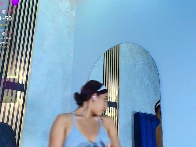 Vittoria-Contii live cam on BongaCams