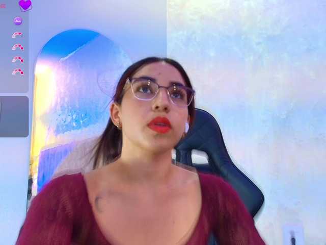 Vittoria-Contii live cam on BongaCams