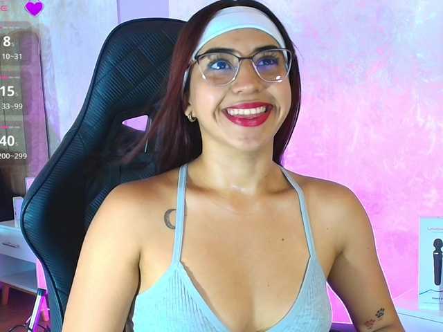 Vittoria-Contii live cam on BongaCams