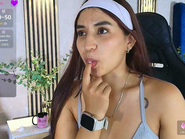 Vittoria-Contii live cam on BongaCams