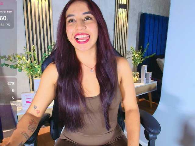 Vittoria-Contii live cam on BongaCams
