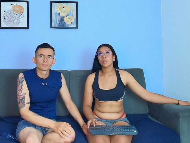 dhegoast live sex show