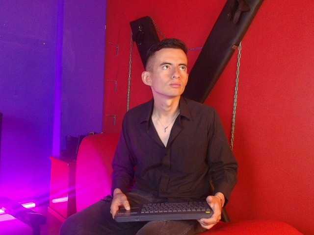DheGoast live cam on BongaCams