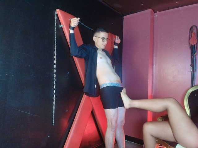DheGoast live cam on BongaCams