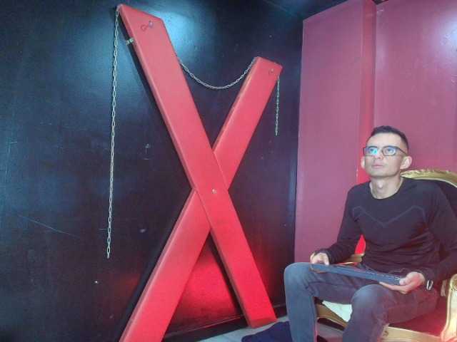 DheGoast live cam on BongaCams