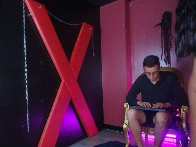 DheGoast live cam on BongaCams