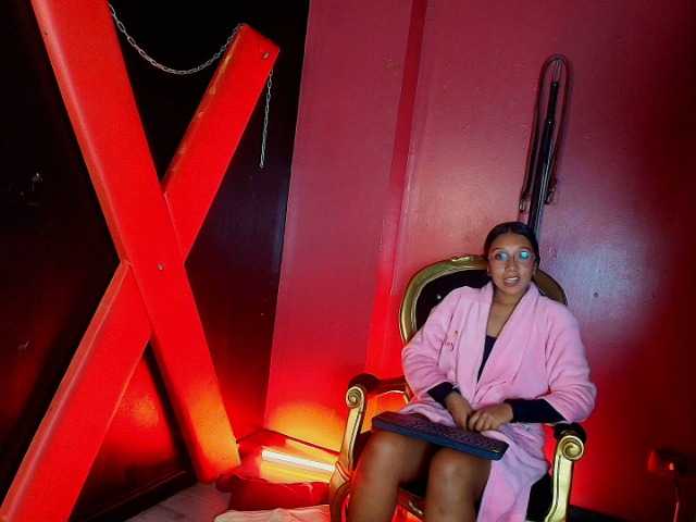 DheGoast live cam on BongaCams