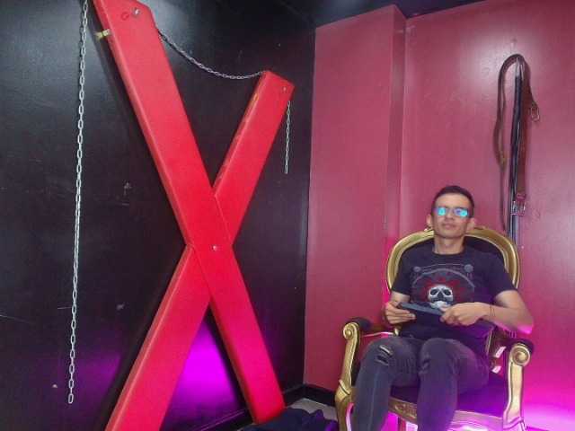 DheGoast live cam on BongaCams