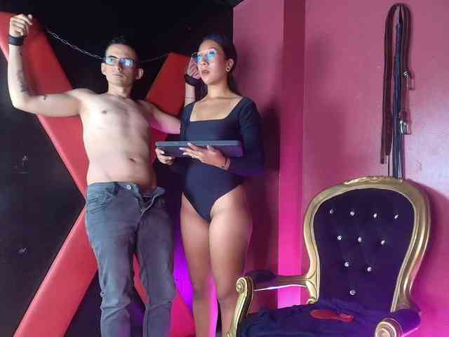 dhegoast's live room