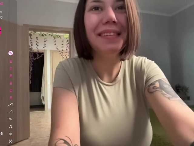 PatricaRowlee live cam on BongaCams