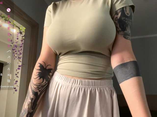 PatricaRowlee live cam on BongaCams