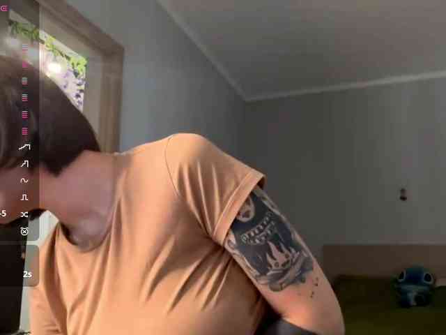 PatricaRowlee webcam