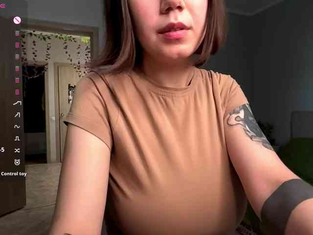 PatricaRowlee webcam