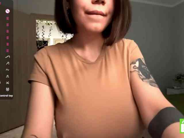 PatricaRowlee webcam