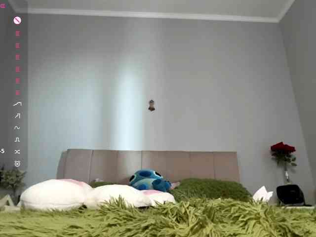PatricaRowlee webcam