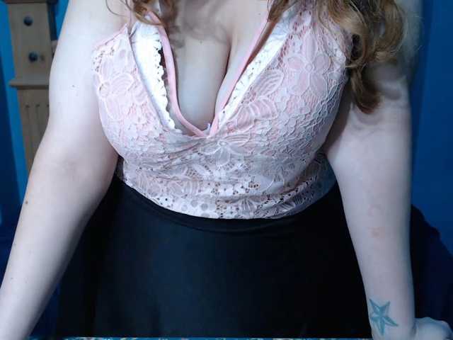MaryseMalone, en directo ahora en BongaCams