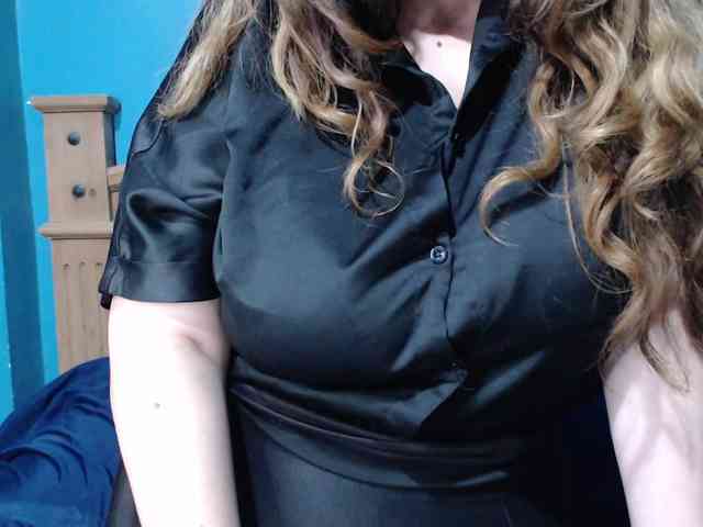 MaryseMalone webcam