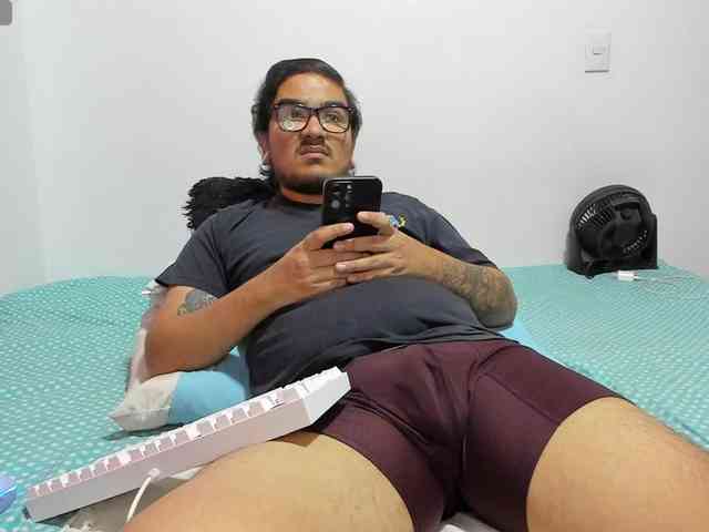 Axelhornyy
