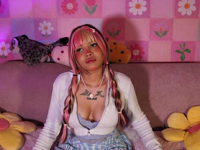 OnlyMiuu live webcam show