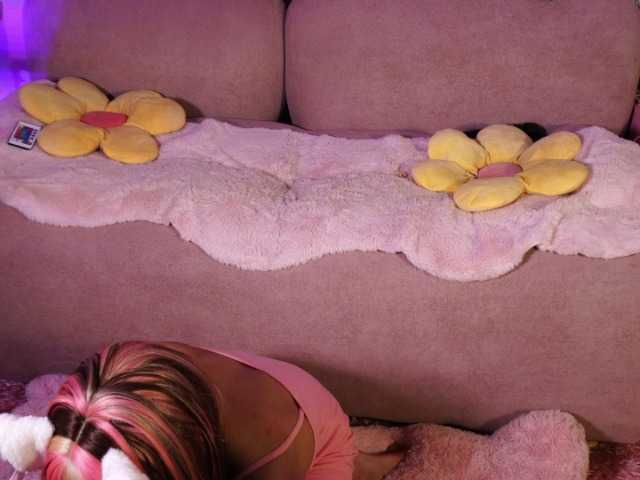 OnlyMiuu live cam on BongaCams