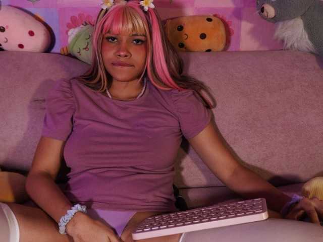 OnlyMiuu live cam on BongaCams