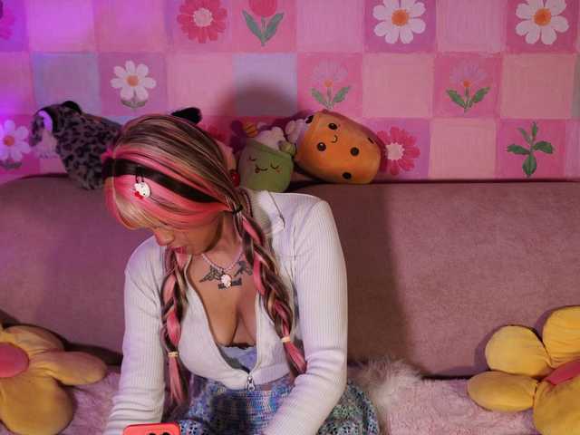 OnlyMiuu live webcam show