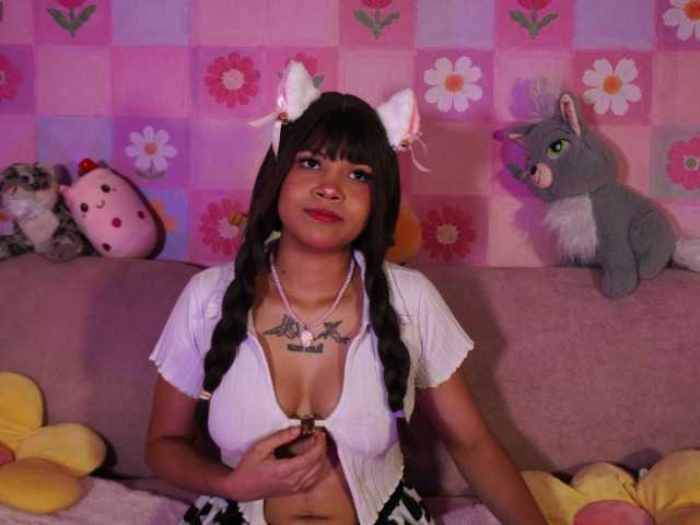 OnlyMiuu live cam on BongaCams