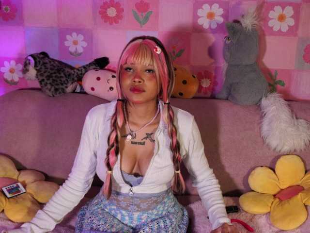 OnlyMiuu live webcam show