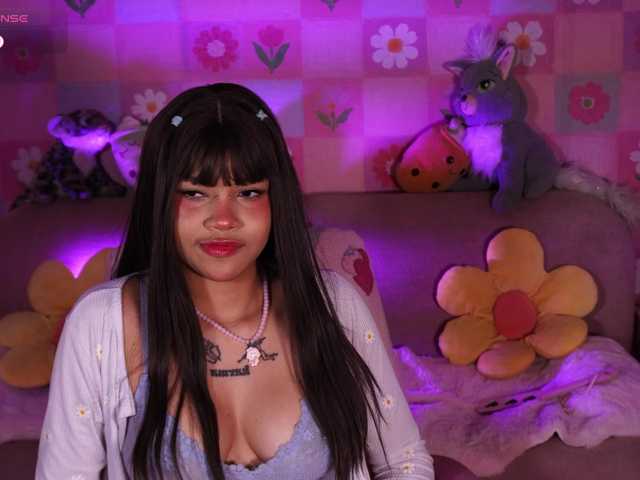 OnlyMiuu live cam on BongaCams