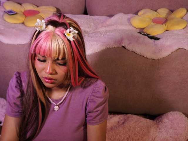 OnlyMiuu live cam on BongaCams