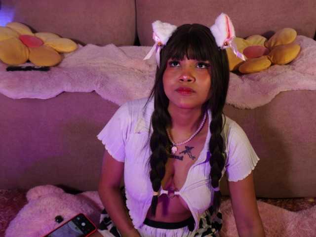 OnlyMiuu live cam on BongaCams