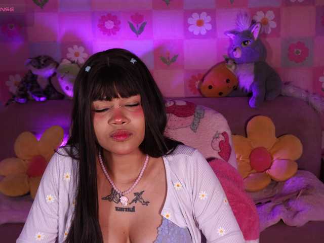 OnlyMiuu live cam on BongaCams