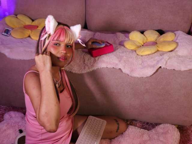 OnlyMiuu live cam on BongaCams