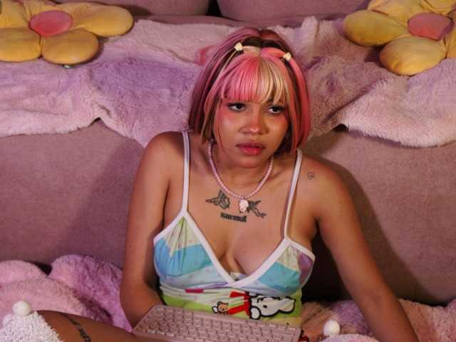 OnlyMiuu live cam on BongaCams