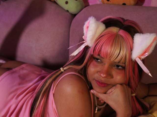 OnlyMiuu live cam on BongaCams