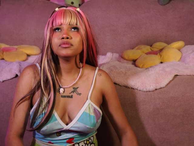OnlyMiuu live cam on BongaCams