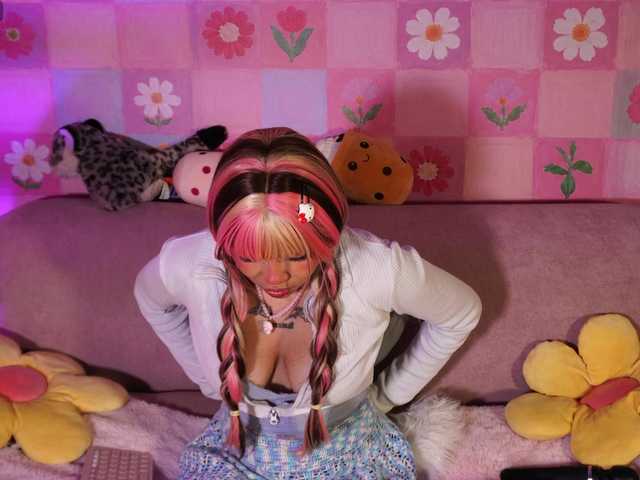 OnlyMiuu live webcam show