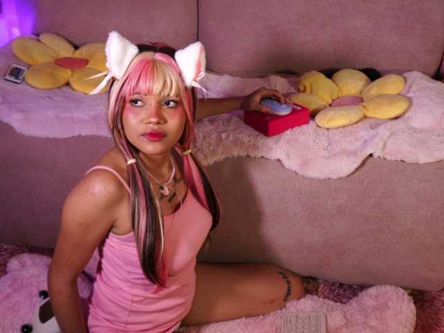 OnlyMiuu live cam on BongaCams