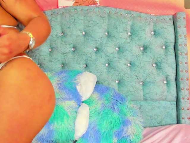 KelsyDream live cam on BongaCams