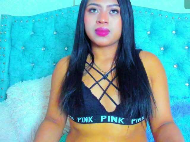 KelsyDream live cam on UnifiedCams