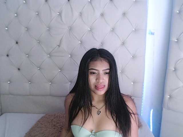 KelsyDream live cam
