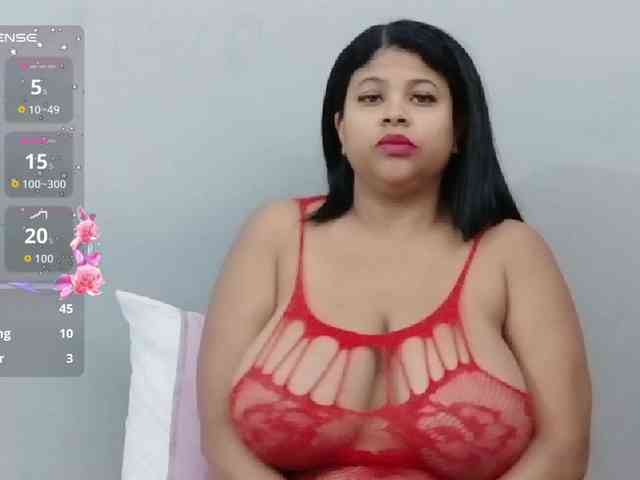 PlusSizeGoddess webcam