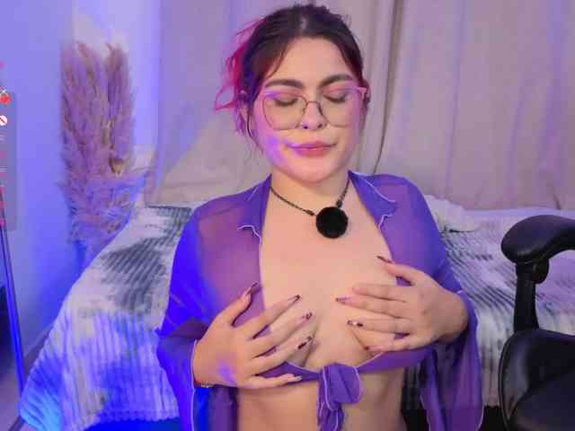 NathaliAdans webcam