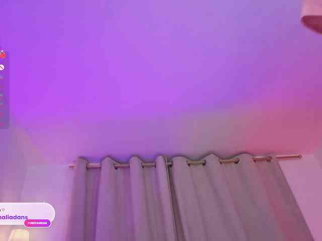 NathaliAdans webcam